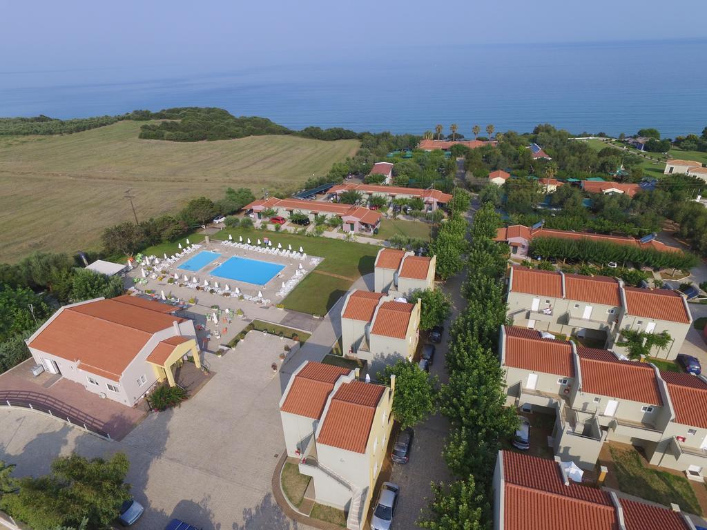 Fournia Village Kastro-Kyllini Exteriör bild